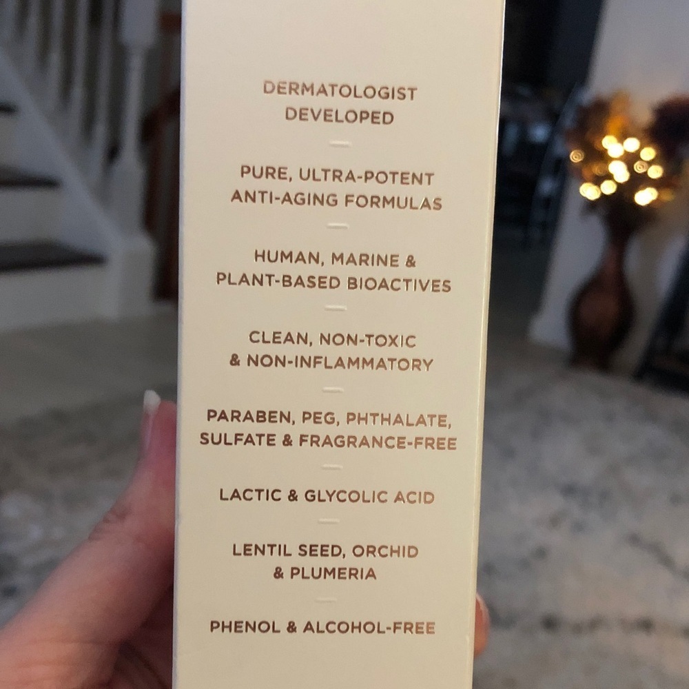 Eighth Day Facial Tonic - Picture 5 of 5